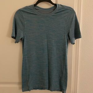 Lululemon Tee